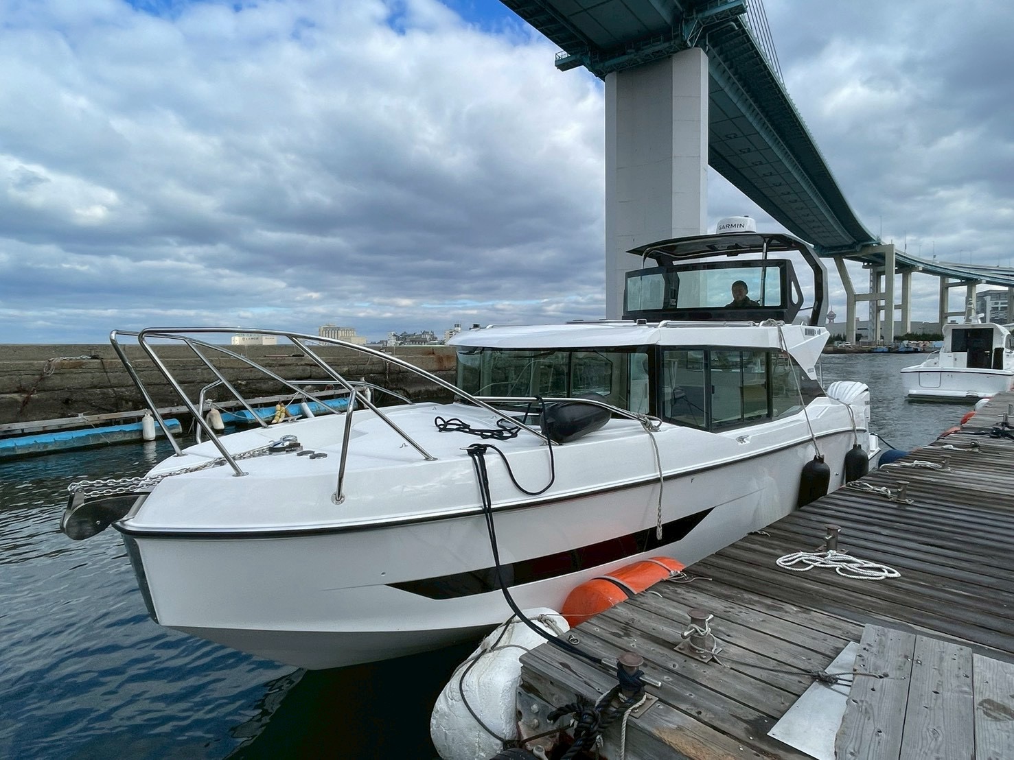 新品未使用日新カーボン舟 80号390 NJM NSB335 J様 進水式 | 福岡のマリーナ マリーン博多株式会社